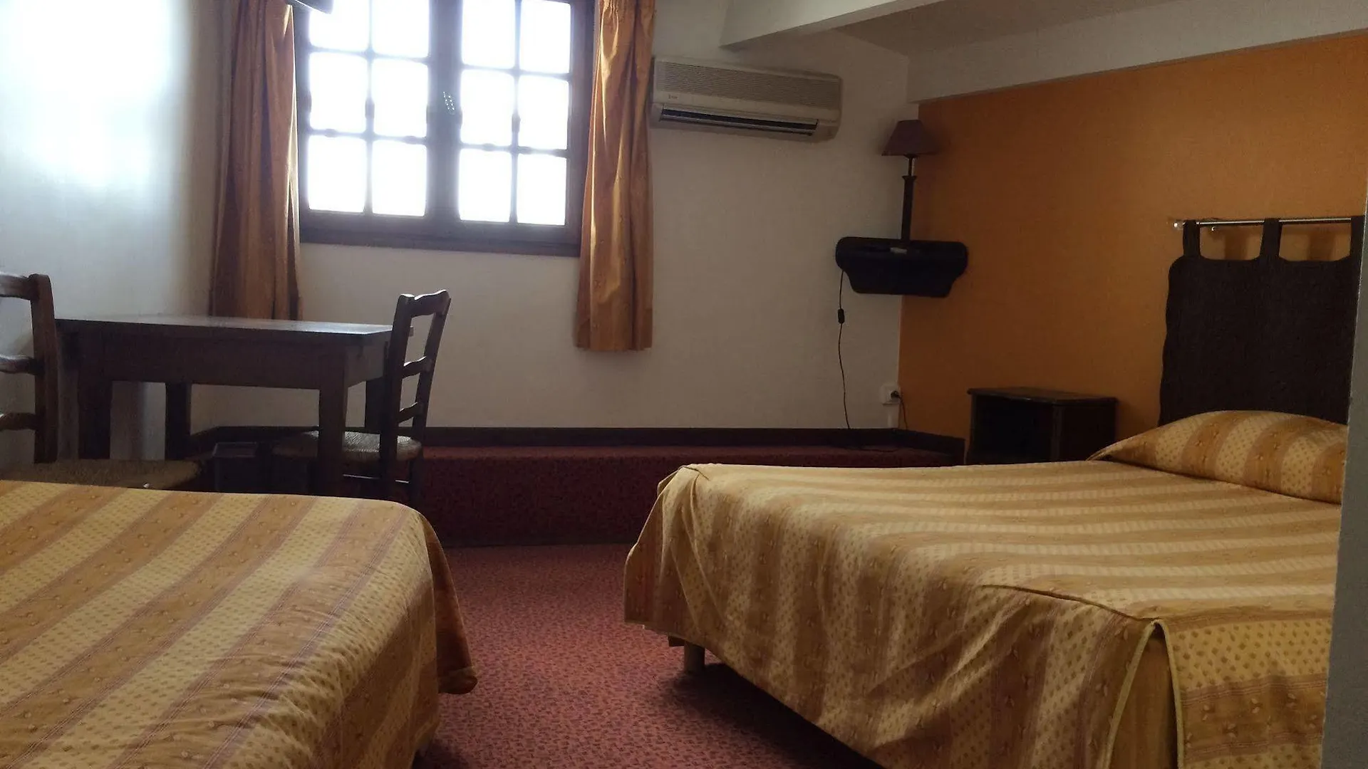 **  Hotel Le Fangassier à Les Les Saintes-Maries-de-la-Mer France